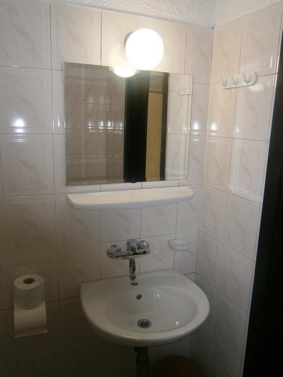 Ariana Hotel Kiten  Zimmer foto